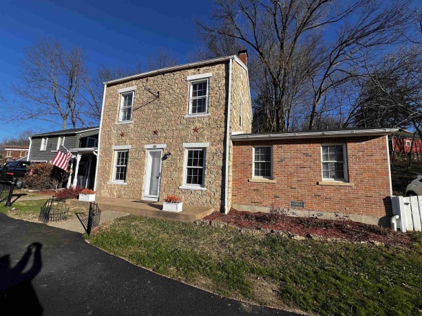 809 Spring (Highway 20), GALENA, Illinois 61036, 2 Bedrooms Bedrooms, ,2 BathroomsBathrooms,House,For Sale,Spring (Highway 20),202501238