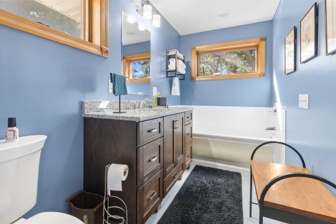 1610 Town Hall, BELOIT, Wisconsin 53511, 4 Bedrooms Bedrooms, ,2 BathroomsBathrooms,House,For Sale,Town Hall,202505726