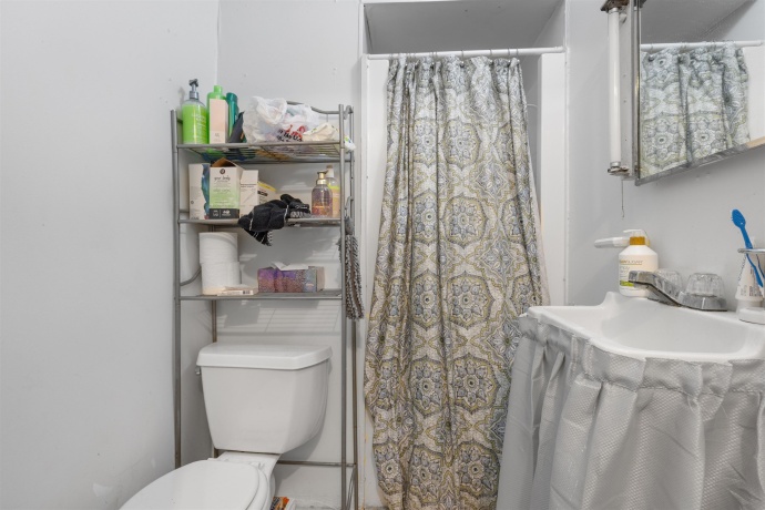 1610 Town Hall, BELOIT, Wisconsin 53511, 4 Bedrooms Bedrooms, ,2 BathroomsBathrooms,House,For Sale,Town Hall,202505726