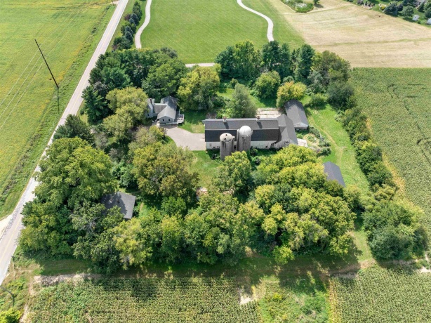 1610 Town Hall, BELOIT, Wisconsin 53511, 4 Bedrooms Bedrooms, ,2 BathroomsBathrooms,House,For Sale,Town Hall,202505726