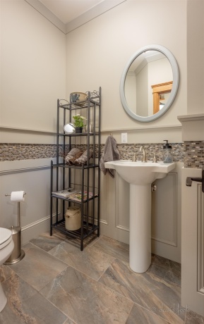 200 Sioux, GALENA, Illinois 61036, 4 Bedrooms Bedrooms, ,3 BathroomsBathrooms,House,For Sale,Sioux,202505738