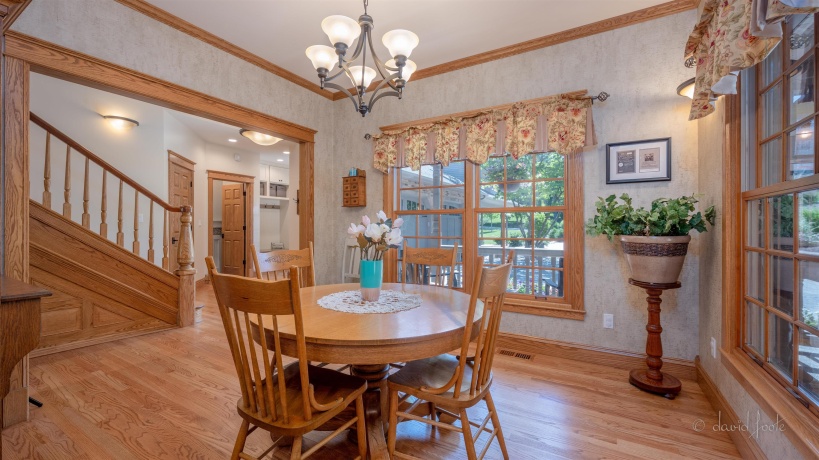 200 Sioux, GALENA, Illinois 61036, 4 Bedrooms Bedrooms, ,3 BathroomsBathrooms,House,For Sale,Sioux,202505738