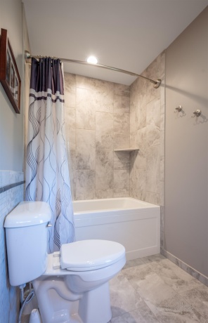 200 Sioux, GALENA, Illinois 61036, 4 Bedrooms Bedrooms, ,3 BathroomsBathrooms,House,For Sale,Sioux,202505738