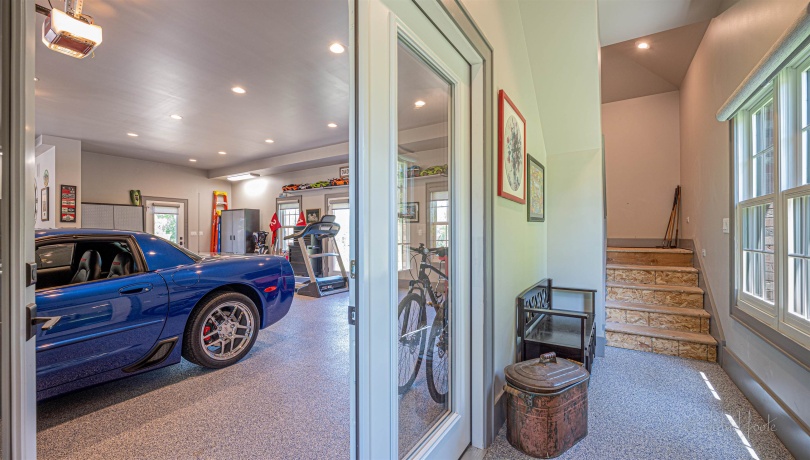 200 Sioux, GALENA, Illinois 61036, 4 Bedrooms Bedrooms, ,3 BathroomsBathrooms,House,For Sale,Sioux,202505738