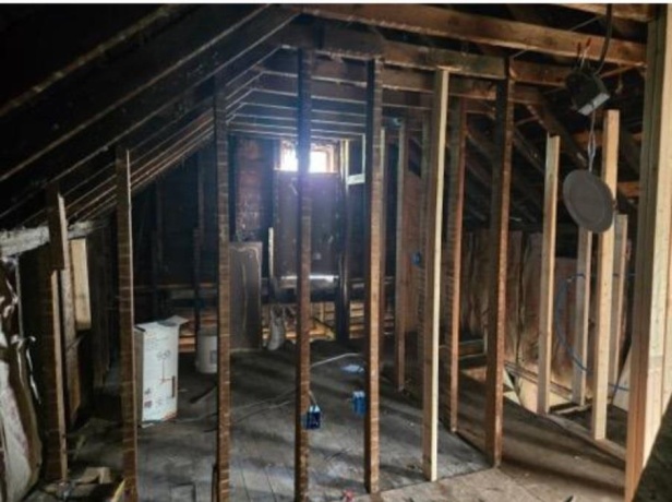 909 6th, STERLING, Illinois 61081, 2 Bedrooms Bedrooms, ,1 BathroomBathrooms,House,For Sale,6th,202505741