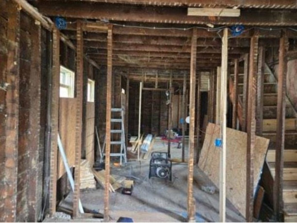 909 6th, STERLING, Illinois 61081, 2 Bedrooms Bedrooms, ,1 BathroomBathrooms,House,For Sale,6th,202505741