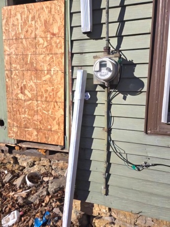 909 6th, STERLING, Illinois 61081, 2 Bedrooms Bedrooms, ,1 BathroomBathrooms,House,For Sale,6th,202505741