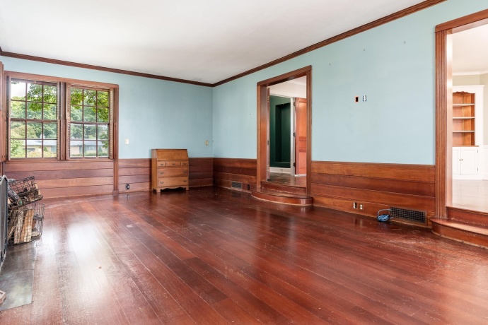 2014 Glenview, ROCKFORD, Illinois 61107, 5 Bedrooms Bedrooms, ,4 BathroomsBathrooms,House,For Sale,Glenview,202505745