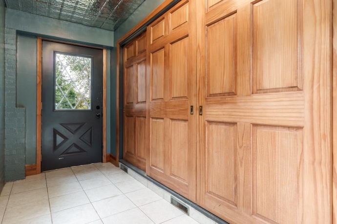 2014 Glenview, ROCKFORD, Illinois 61107, 5 Bedrooms Bedrooms, ,4 BathroomsBathrooms,House,For Sale,Glenview,202505745