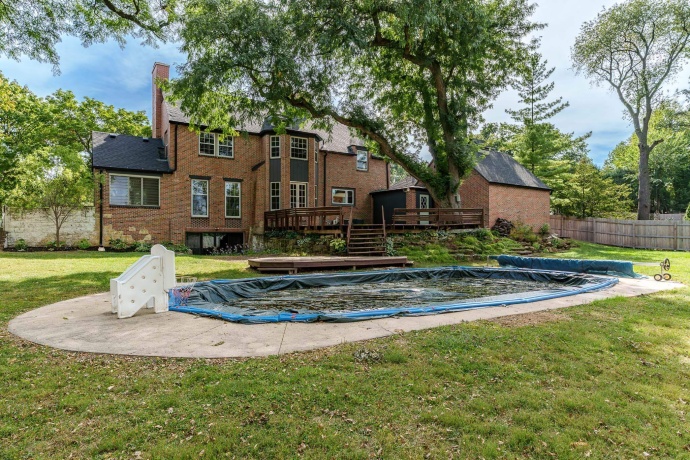 2014 Glenview, ROCKFORD, Illinois 61107, 5 Bedrooms Bedrooms, ,4 BathroomsBathrooms,House,For Sale,Glenview,202505745