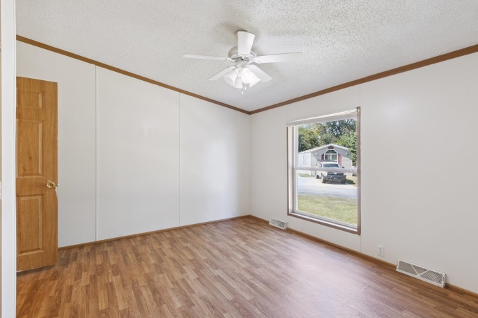 4004 Bluff, BELVIDERE, Illinois 61008, 3 Bedrooms Bedrooms, ,2 BathroomsBathrooms,House,For Sale,Bluff,202505752