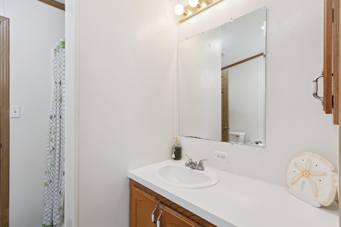 4004 Bluff, BELVIDERE, Illinois 61008, 3 Bedrooms Bedrooms, ,2 BathroomsBathrooms,House,For Sale,Bluff,202505752