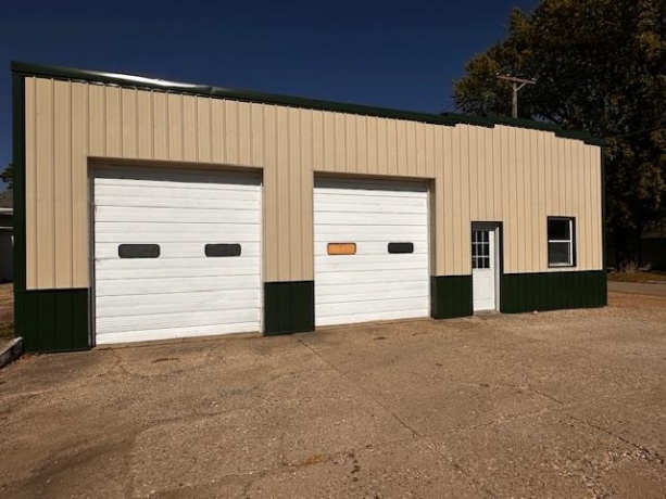 129 Mason, AMBOY, Illinois 61310, ,Mixed Use,For Sale,Mason,202505763