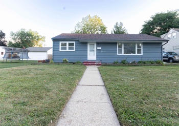 1812 Crestwood, ROCKFORD, Illinois 61103, 4 Bedrooms Bedrooms, ,1 BathroomBathrooms,House,For Sale,Crestwood,202505794
