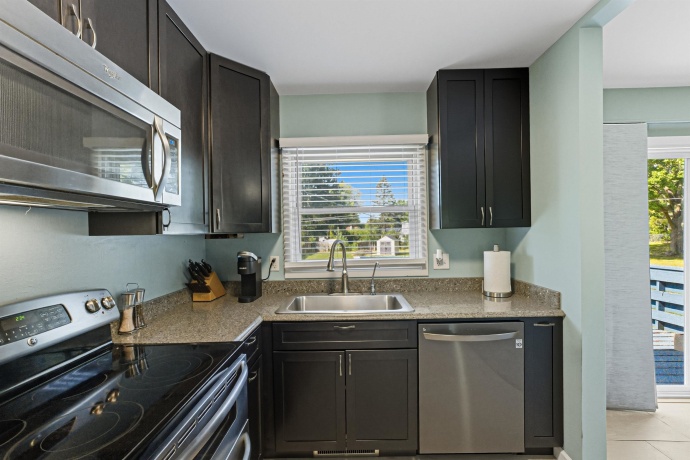 2124 Middlebury, FREEPORT, Illinois 61032, 3 Bedrooms Bedrooms, ,1 BathroomBathrooms,House,For Sale,Middlebury,202505796