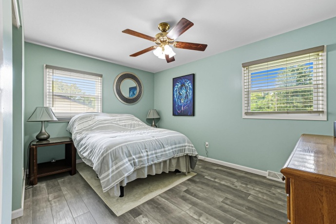 2124 Middlebury, FREEPORT, Illinois 61032, 3 Bedrooms Bedrooms, ,1 BathroomBathrooms,House,For Sale,Middlebury,202505796