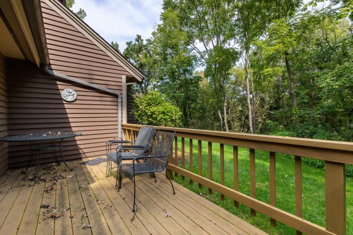 127 Walnut Hill, GALENA, Illinois 61036, 1 Bedroom Bedrooms, ,2 BathroomsBathrooms,Condominium,For Sale,Walnut Hill,202505805