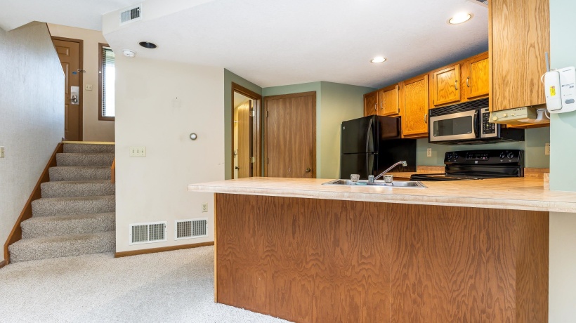 127 Walnut Hill, GALENA, Illinois 61036, 1 Bedroom Bedrooms, ,2 BathroomsBathrooms,Condominium,For Sale,Walnut Hill,202505805