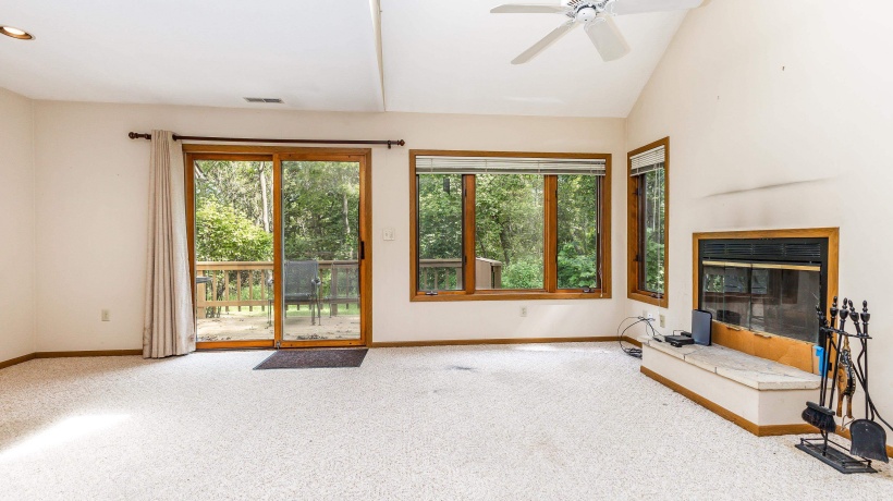 127 Walnut Hill, GALENA, Illinois 61036, 1 Bedroom Bedrooms, ,2 BathroomsBathrooms,Condominium,For Sale,Walnut Hill,202505805