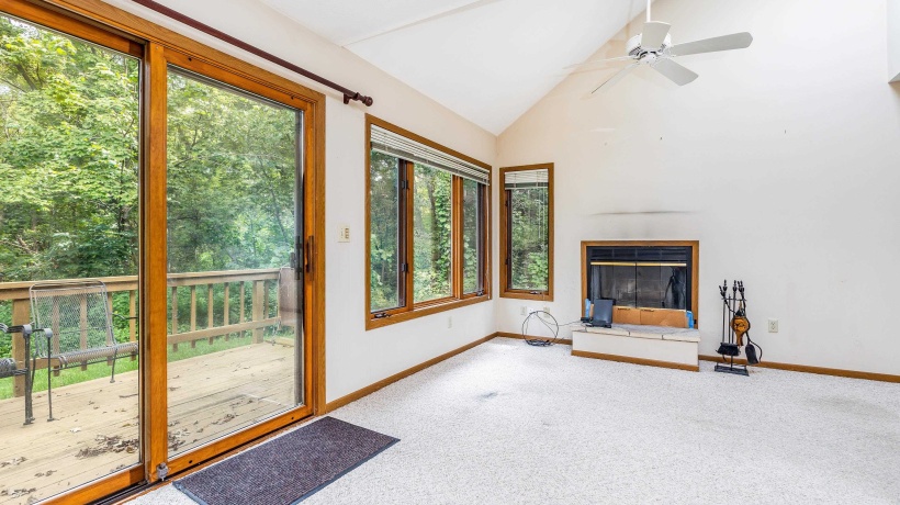 127 Walnut Hill, GALENA, Illinois 61036, 1 Bedroom Bedrooms, ,2 BathroomsBathrooms,Condominium,For Sale,Walnut Hill,202505805