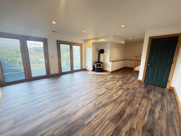 125 Cogan, GALENA, Illinois 61036, 4 Bedrooms Bedrooms, ,3 BathroomsBathrooms,House,For Sale,Cogan,202505807