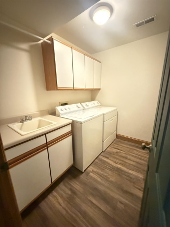 125 Cogan, GALENA, Illinois 61036, 4 Bedrooms Bedrooms, ,3 BathroomsBathrooms,House,For Sale,Cogan,202505807