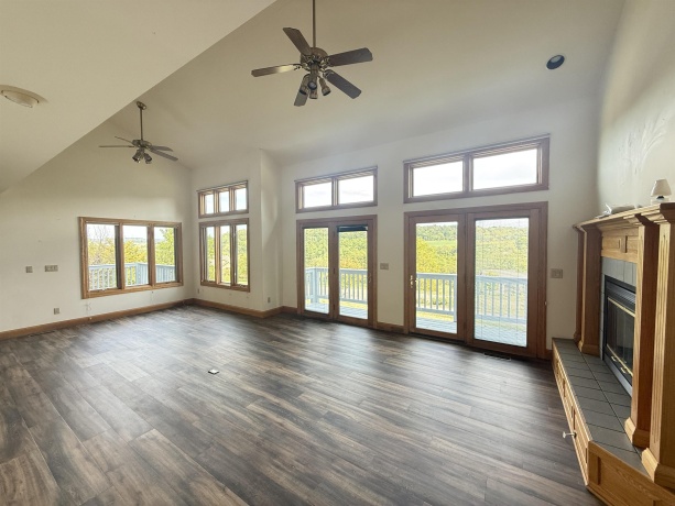 125 Cogan, GALENA, Illinois 61036, 4 Bedrooms Bedrooms, ,3 BathroomsBathrooms,House,For Sale,Cogan,202505807