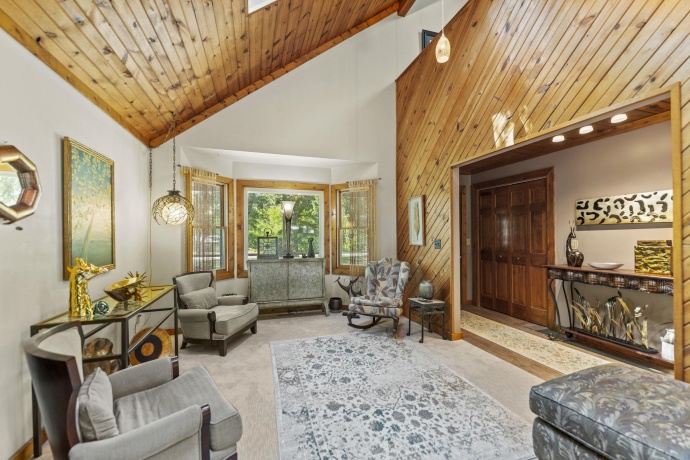 9649 Beaver Valley, BELVIDERE, Illinois 61008, 5 Bedrooms Bedrooms, ,4 BathroomsBathrooms,House,For Sale,Beaver Valley,202505810