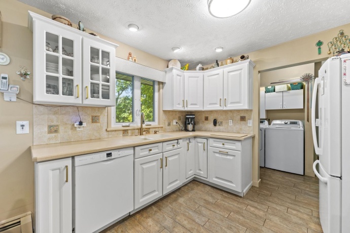 9649 Beaver Valley, BELVIDERE, Illinois 61008, 5 Bedrooms Bedrooms, ,4 BathroomsBathrooms,House,For Sale,Beaver Valley,202505810