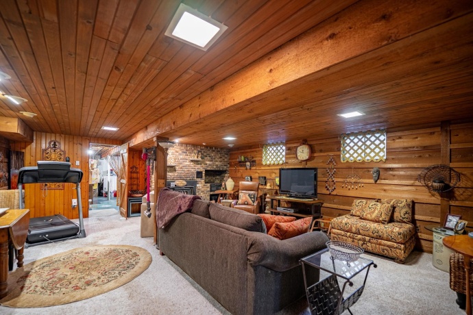 9649 Beaver Valley, BELVIDERE, Illinois 61008, 5 Bedrooms Bedrooms, ,4 BathroomsBathrooms,House,For Sale,Beaver Valley,202505810