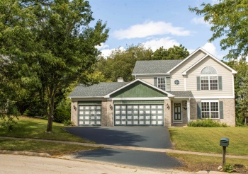 402 Bree, POPLAR GROVE, Illinois 61065, 6 Bedrooms Bedrooms, ,3 BathroomsBathrooms,House,For Sale,Bree,202505820