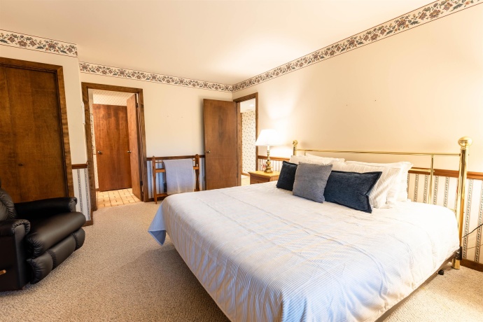 B10 Long Bay Point, GALENA, Illinois 61036, 1 Bedroom Bedrooms, ,1 BathroomBathrooms,Condominium,For Sale,Long Bay Point,202505458