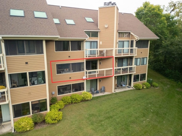 B10 Long Bay Point, GALENA, Illinois 61036, 1 Bedroom Bedrooms, ,1 BathroomBathrooms,Condominium,For Sale,Long Bay Point,202505458