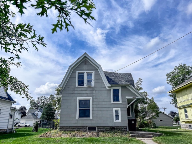 240 Hudson, STOCKTON, Illinois 61085, 2 Bedrooms Bedrooms, ,1 BathroomBathrooms,House,For Sale,Hudson,202505861