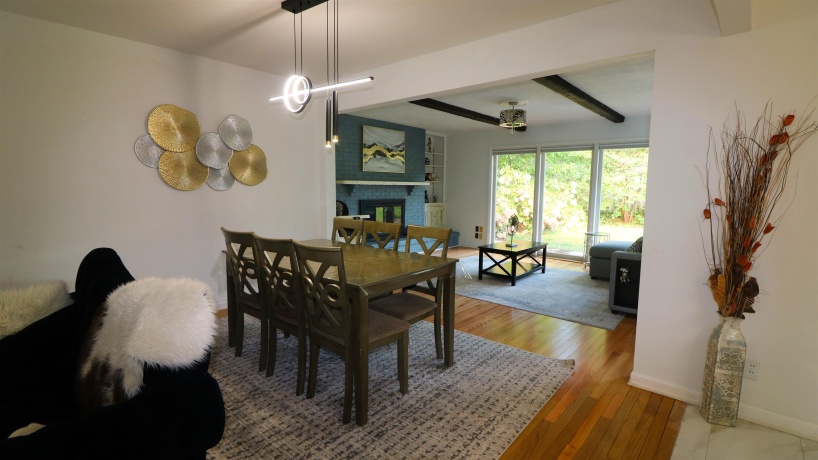 1718 Larkspur, ROCKFORD, Illinois 61107, 4 Bedrooms Bedrooms, ,2 BathroomsBathrooms,House,For Sale,Larkspur,202505873