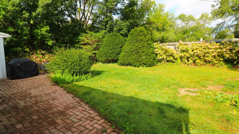 1718 Larkspur, ROCKFORD, Illinois 61107, 4 Bedrooms Bedrooms, ,2 BathroomsBathrooms,House,For Sale,Larkspur,202505873