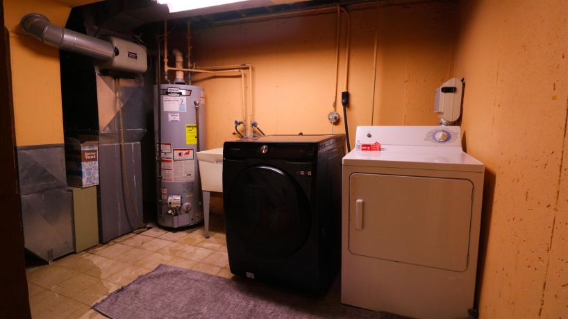 1718 Larkspur, ROCKFORD, Illinois 61107, 4 Bedrooms Bedrooms, ,2 BathroomsBathrooms,House,For Sale,Larkspur,202505873