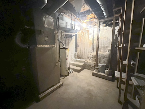 420 High, GALENA, Illinois 61036, 4 Bedrooms Bedrooms, ,1 BathroomBathrooms,House,For Sale,High,202505880