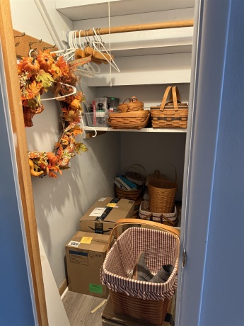 1909 Laurel, FREEPORT, Illinois 61032, 3 Bedrooms Bedrooms, ,1 BathroomBathrooms,House,For Sale,Laurel,202505881