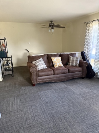 1909 Laurel, FREEPORT, Illinois 61032, 3 Bedrooms Bedrooms, ,1 BathroomBathrooms,House,For Sale,Laurel,202505881