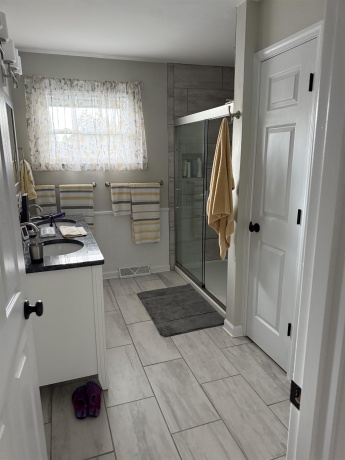 1909 Laurel, FREEPORT, Illinois 61032, 3 Bedrooms Bedrooms, ,1 BathroomBathrooms,House,For Sale,Laurel,202505881