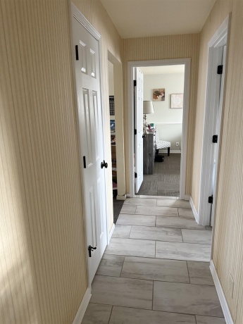 1909 Laurel, FREEPORT, Illinois 61032, 3 Bedrooms Bedrooms, ,1 BathroomBathrooms,House,For Sale,Laurel,202505881