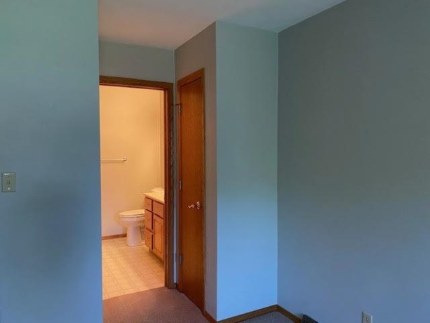 1911 Mustang, FREEPORT, Illinois 61032, 3 Bedrooms Bedrooms, ,3 BathroomsBathrooms,Condominium,For Sale,Mustang,202504155