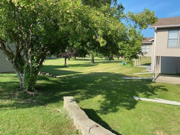 1911 Mustang, FREEPORT, Illinois 61032, 3 Bedrooms Bedrooms, ,3 BathroomsBathrooms,Condominium,For Sale,Mustang,202504155