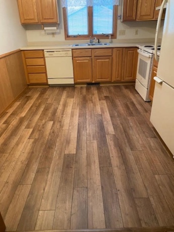 1911 Mustang, FREEPORT, Illinois 61032, 3 Bedrooms Bedrooms, ,3 BathroomsBathrooms,Condominium,For Sale,Mustang,202504155