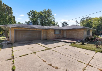 2916 School, ROCKFORD, Illinois 61101, 3 Bedrooms Bedrooms, ,1 BathroomBathrooms,House,For Sale,School,202505886