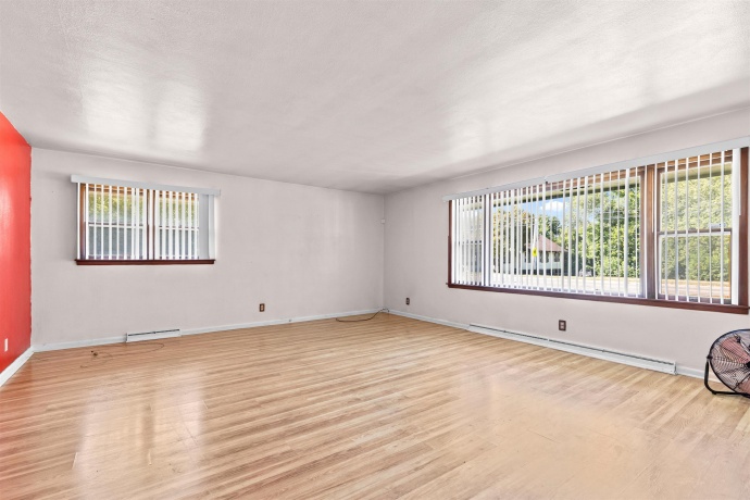 2916 School, ROCKFORD, Illinois 61101, 3 Bedrooms Bedrooms, ,1 BathroomBathrooms,House,For Sale,School,202505886