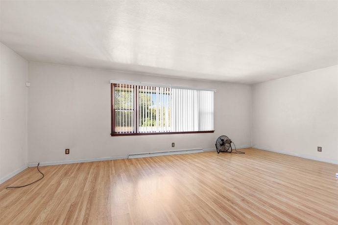 2916 School, ROCKFORD, Illinois 61101, 3 Bedrooms Bedrooms, ,1 BathroomBathrooms,House,For Sale,School,202505886