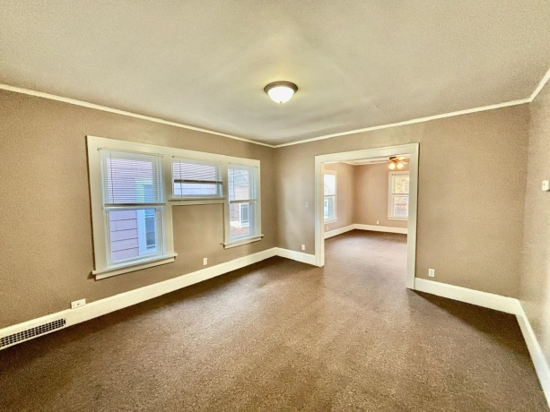 1131 Main, ROCKFORD, Illinois 61103, ,3 - 4 Units,For Sale,Main,202505889