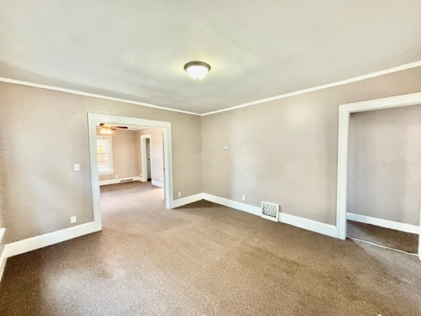 1131 Main, ROCKFORD, Illinois 61103, ,3 - 4 Units,For Sale,Main,202505889